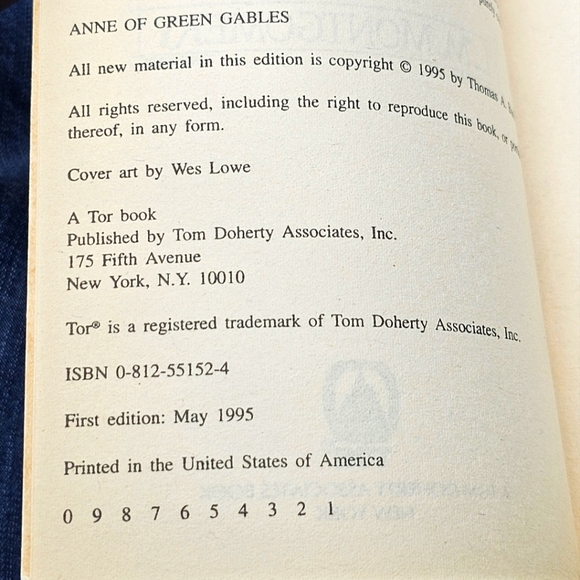 Anne of Green Gables by L M Montgomery 1995 Paperback, Like New - Picture 7 of 10